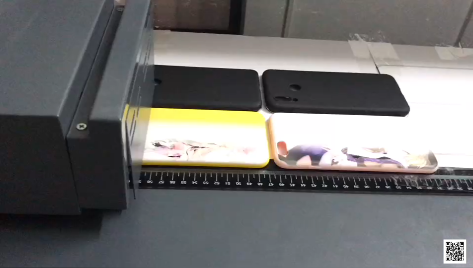 UV平板打印機客戶案例第二季